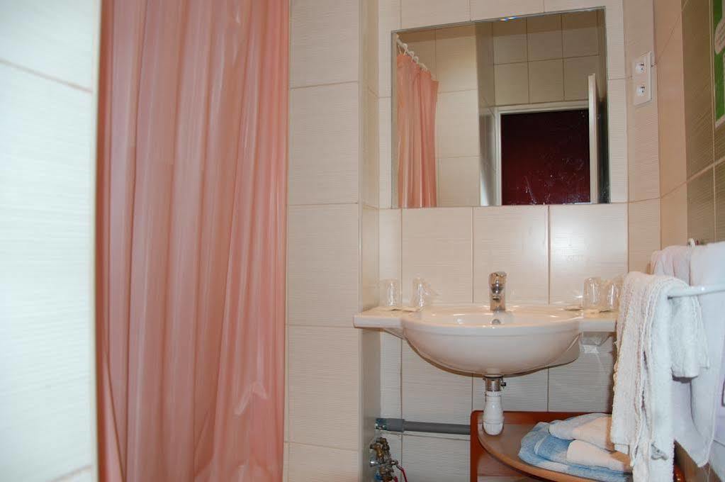 Hotel Louvre Vincenette Lourdes Dış mekan fotoğraf